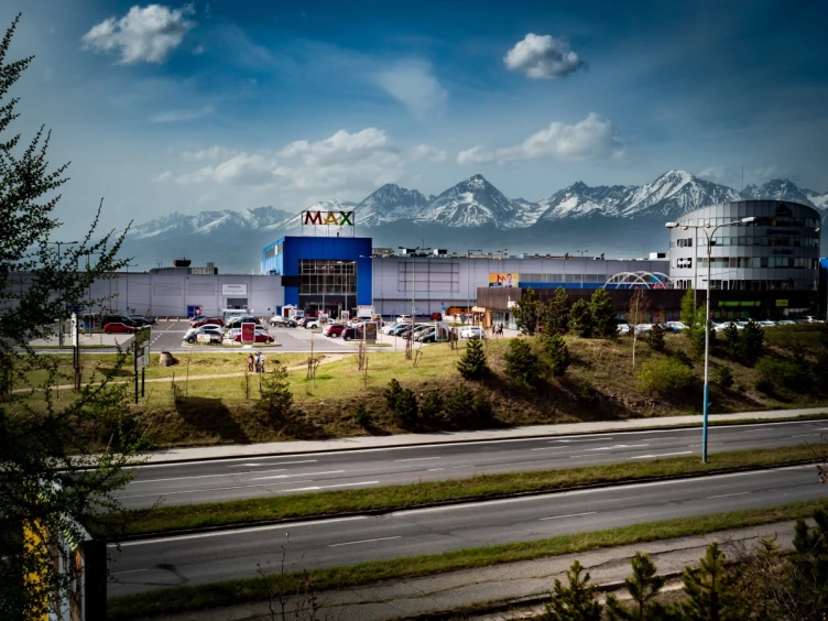 Obchodné centrum MAX Poprad